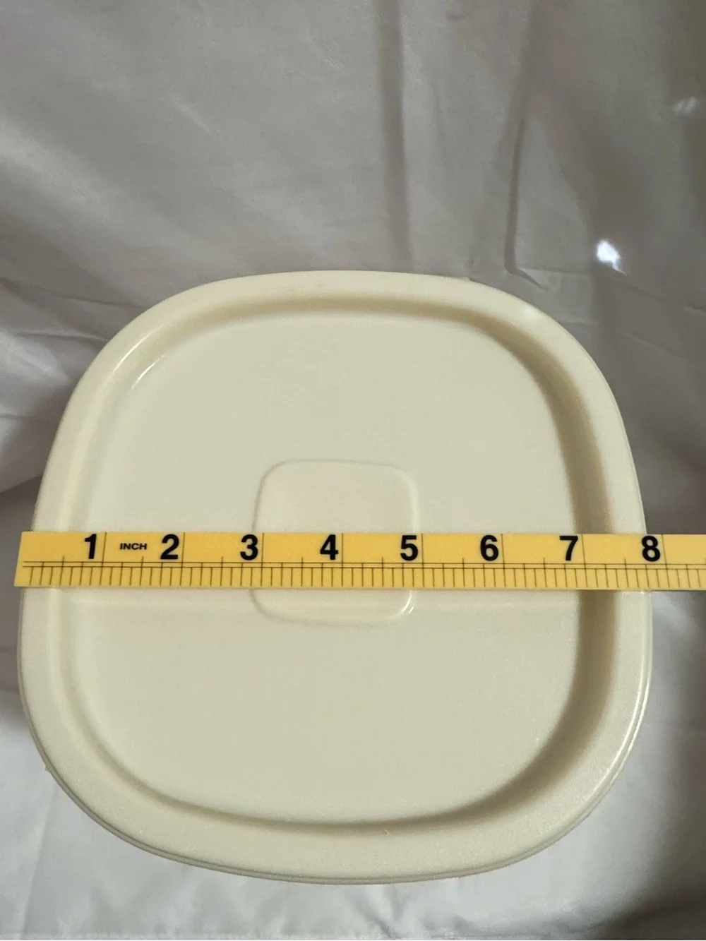 Vintage Rubbermaid 21 cup Red Band flour advertising canister kitchen storage
